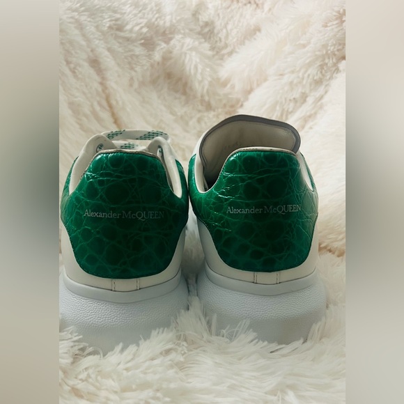 Men’s Authentic Alexander McQueen Shoes - Picture 2 of 16